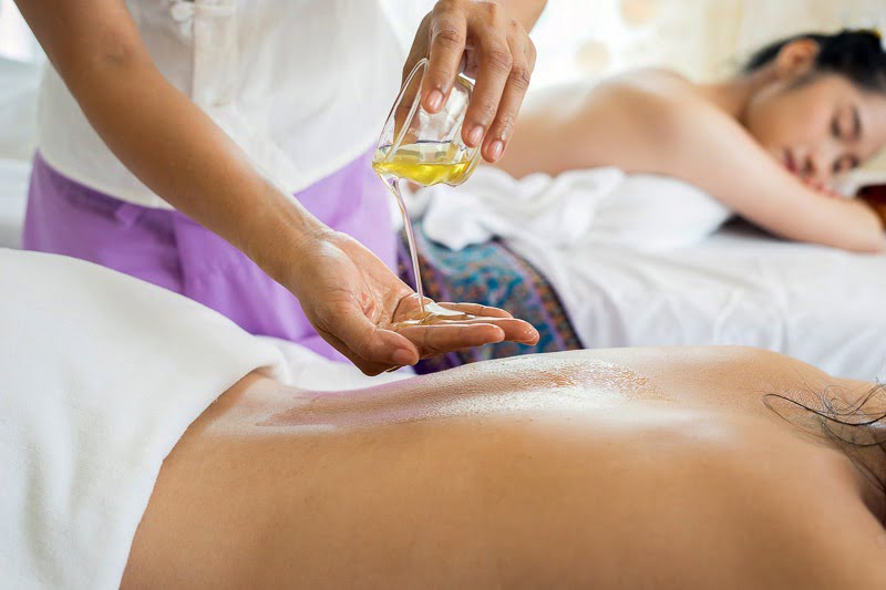 A short guide to massages Luxe Wellness Club