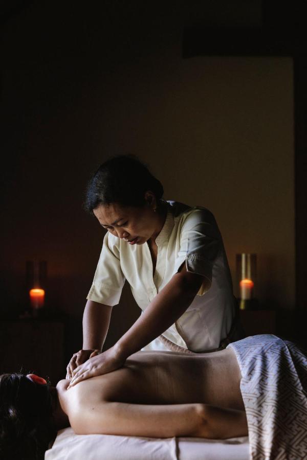 Amankila massage