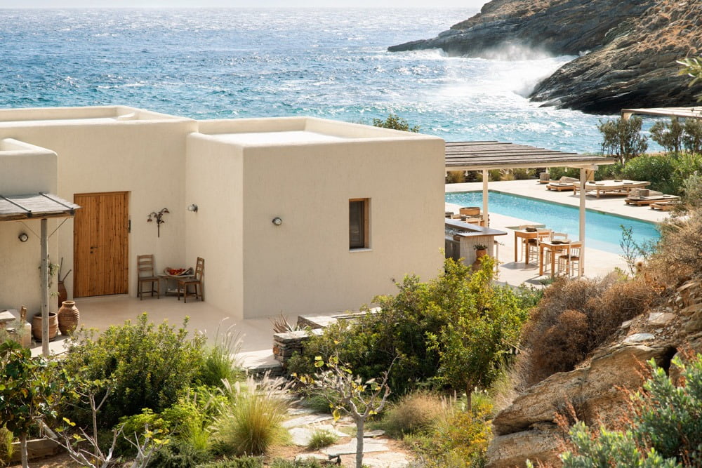 Kea Retreat: Yoga and meditation on the most discreet island in