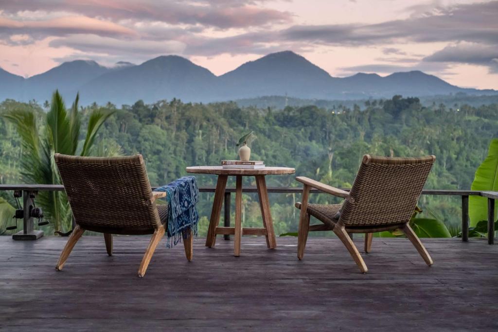 Una mattina serena con vista  