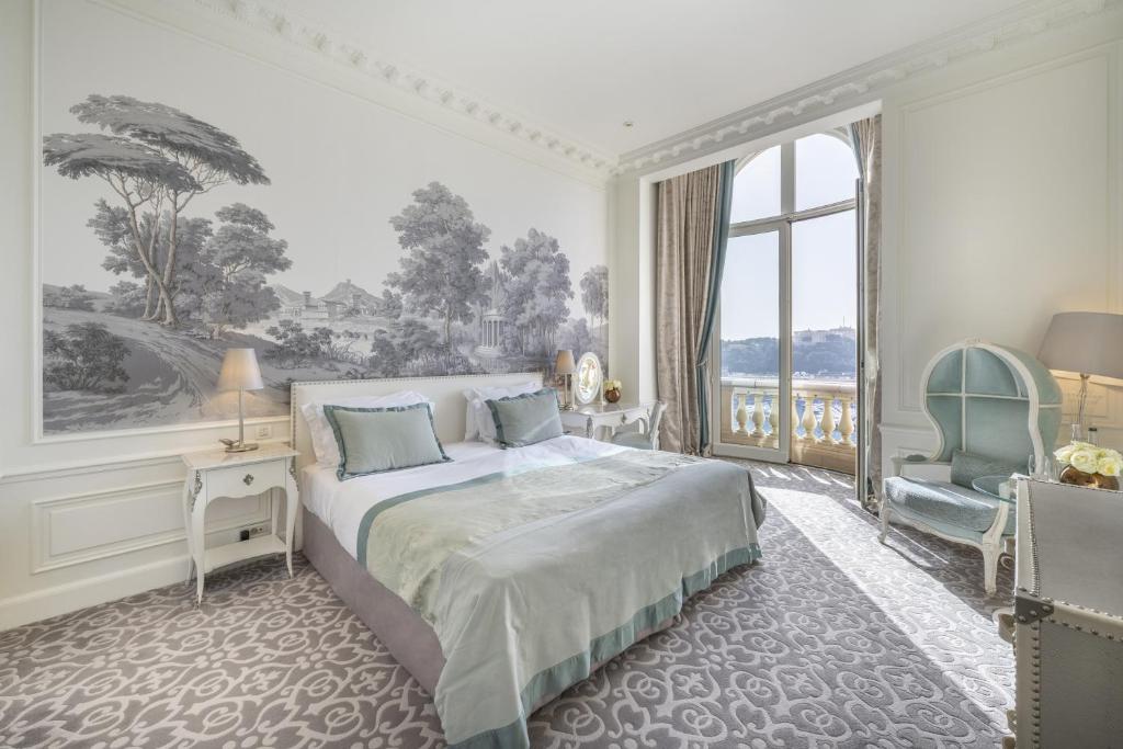 Chambre de style Belle Époque, avec vue sur la mer 