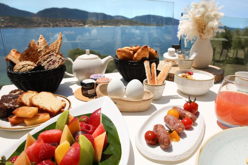 Breakfast by the sea Luxury spa weekend