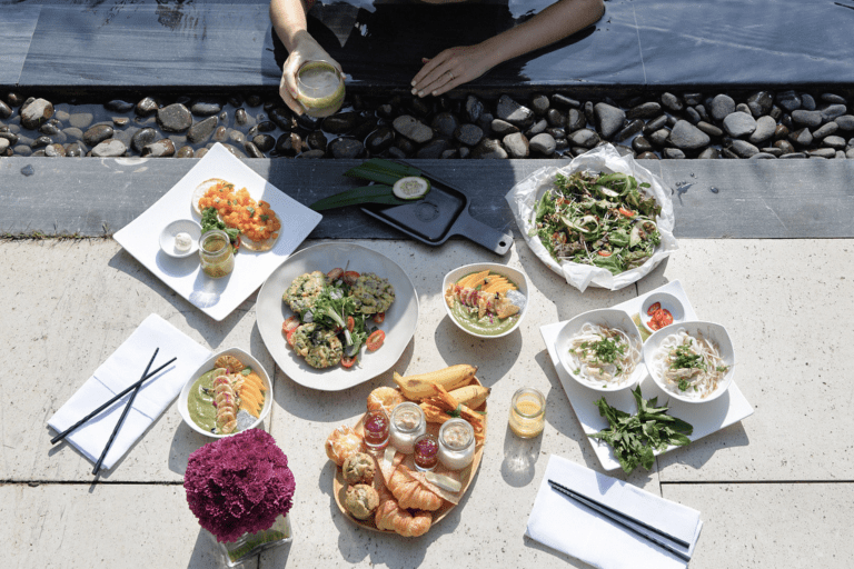 Petit-déj sur votre terrasse TIA Wellness Resort