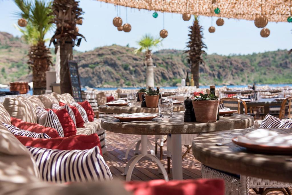 Terrasse sur la plage