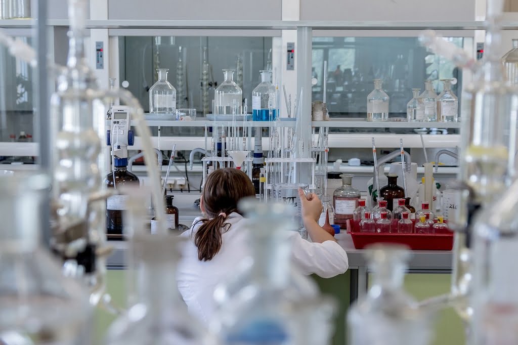 Scienza e ricerca sulle cellule staminali  