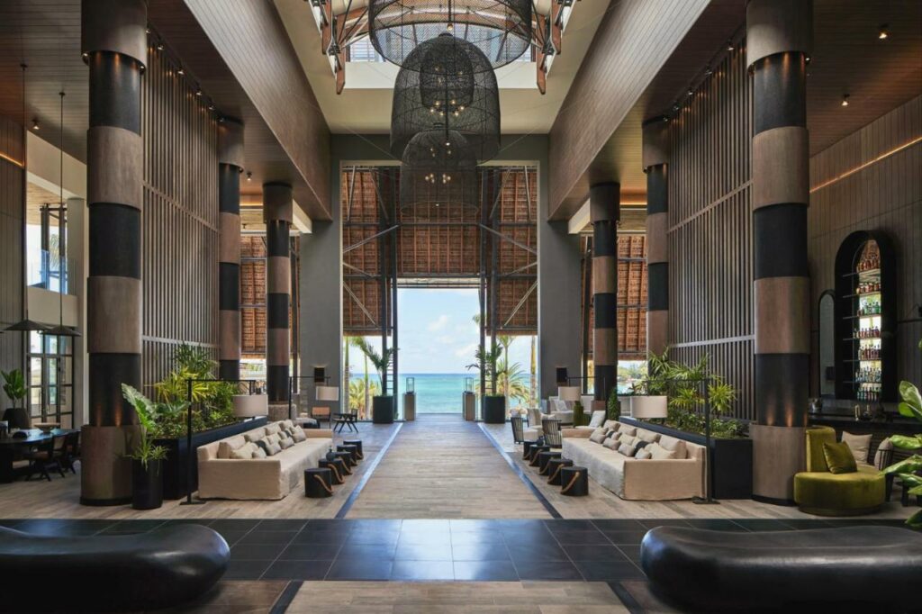 LUX* Grand Baie entrance hall