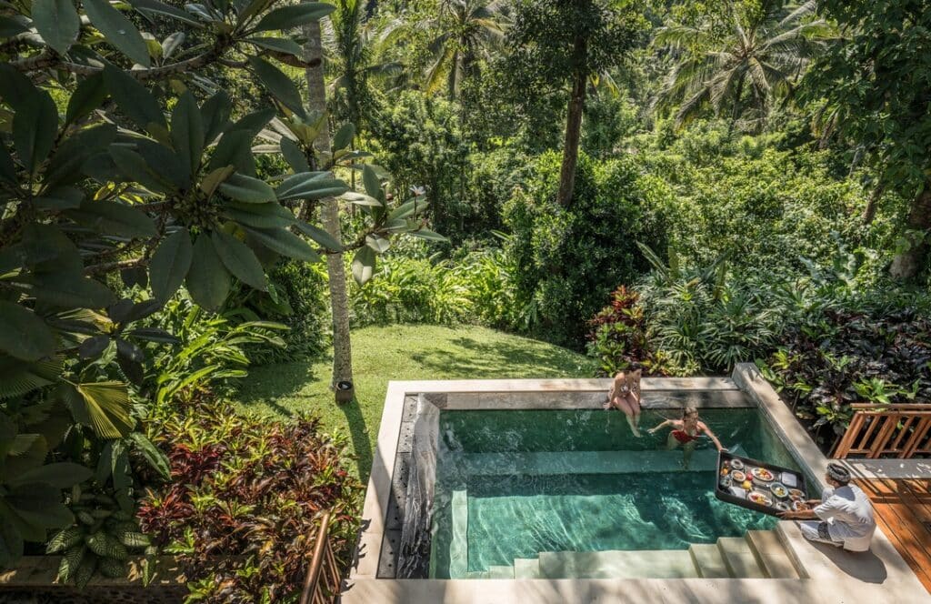 Four Seasons Bali at Sayan swimming pool